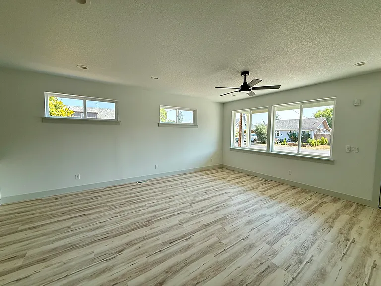 310 Lola St #310 — Photo 5