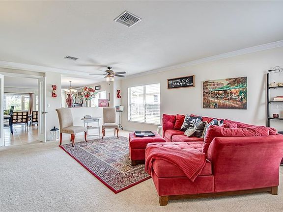 5th image of 13150 SW Pembroke Cir S