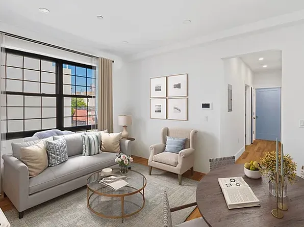 157 Wythe Avenue image 1 of 8