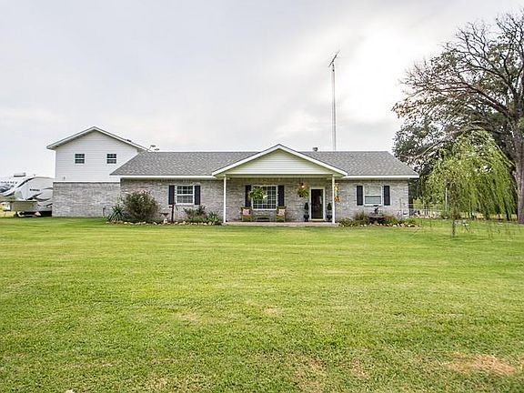 3rd image of 850 County Road 1522