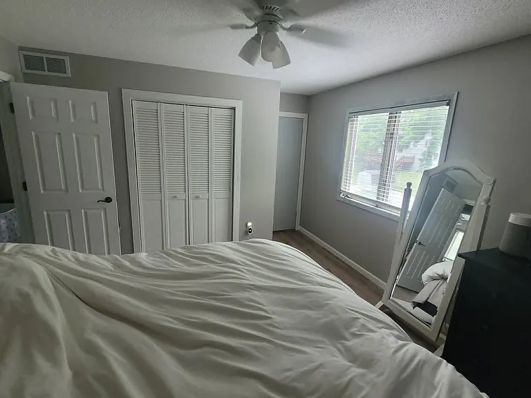 751 Lathrop Dr — Photo 11