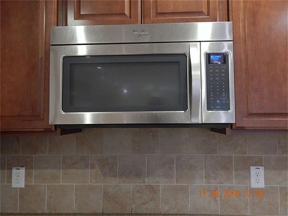 5th image of 11103 Hayden Falls Dr