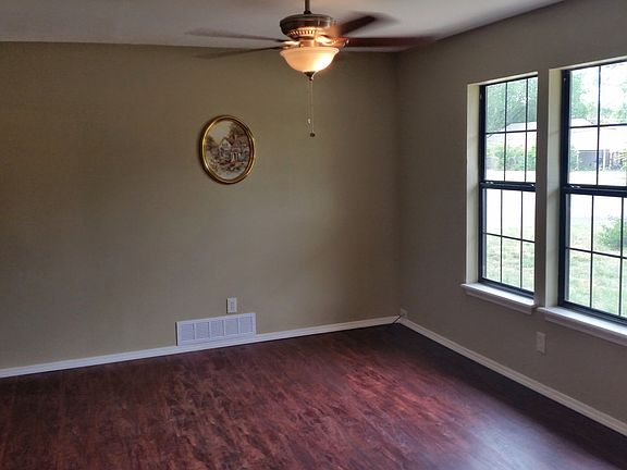 4th image of 1402 S 20th St