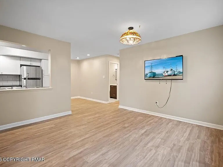 Meadowsage Ct — Photo 14