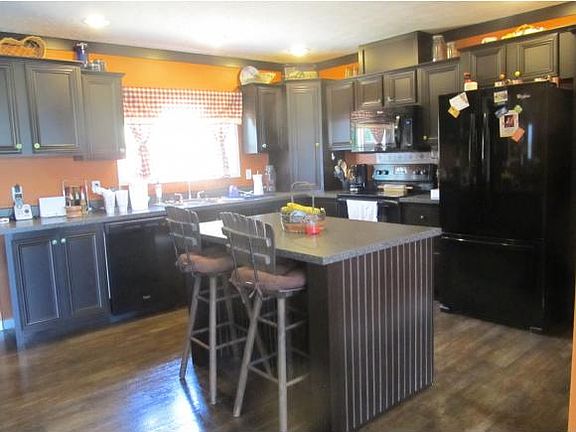 4th image of 2669 Mineral Hill Ln