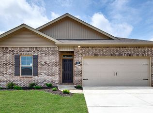 4510 Royster Creek Dr, Millington, TN 38053