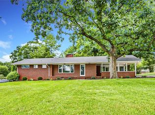 1400 Arrow Wood Rd, Asheboro, NC 27205