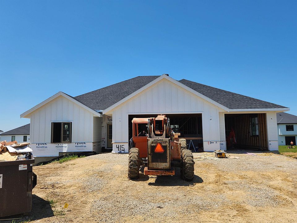 1st image of 415 Gavin Cir