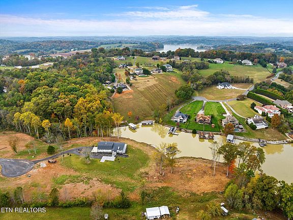 5th image of 3836 Lakeside Estates Way