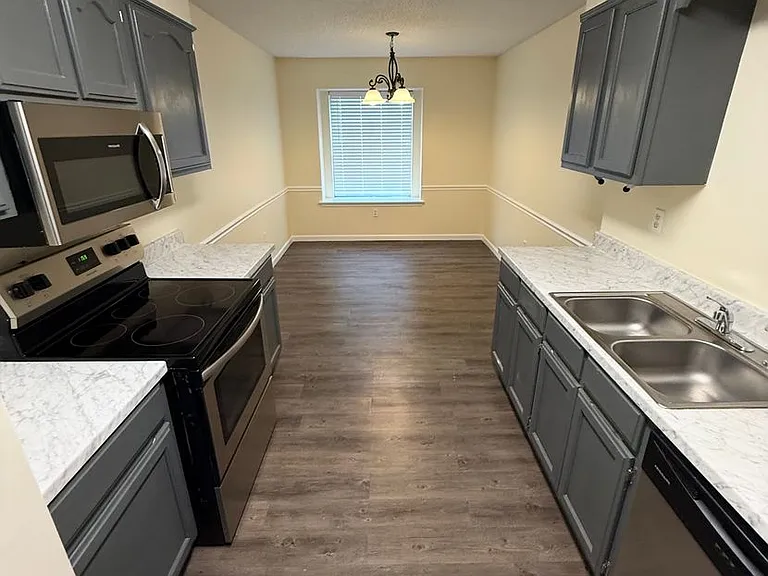 2254 Mangum Rd — Photo 8