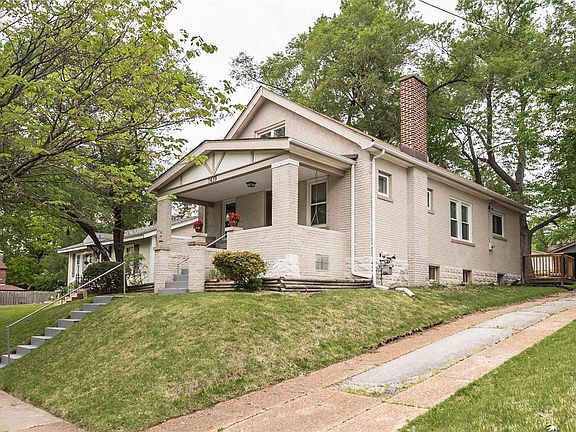 2nd image of 7639 Alicia Ave