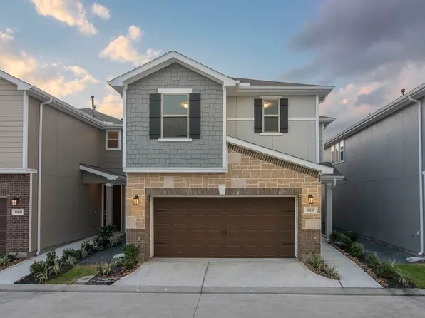 10210 Pinewood Fox Dr, Houston, TX 77080