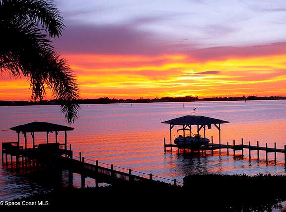 4th image of 650 Loggerhead Island Dr