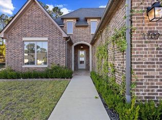 1709 Legacy Ct, Tyler, TX 75703