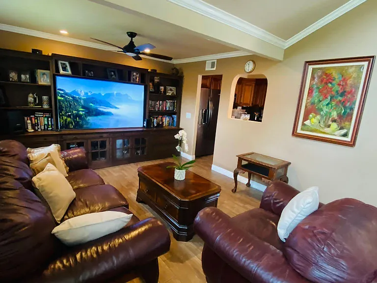 22540 Jeffrey Mark Ct #5 — Photo 1