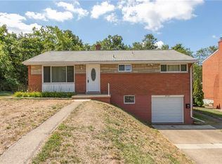 3930 Evergreen Dr, Monroeville, PA 15146