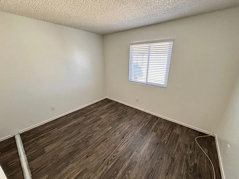 147 Westminster Way #D — Photo 9