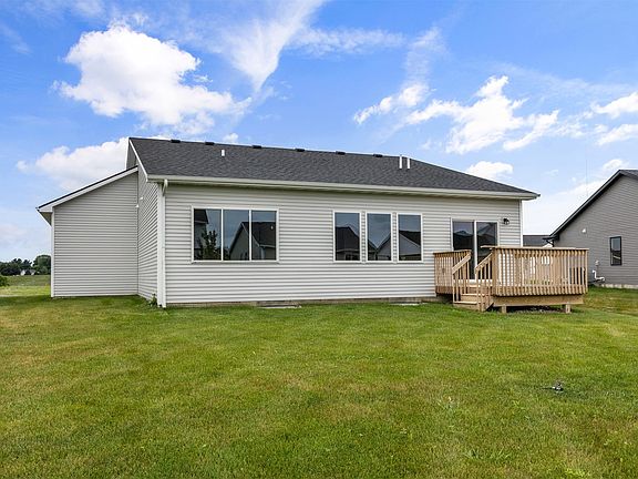 4th image of 1843 Tuscany Dr SE