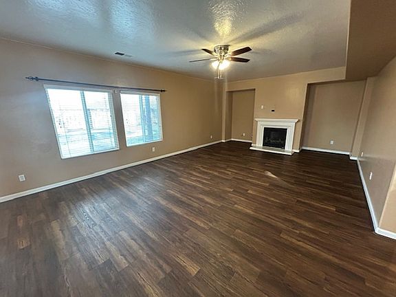 5th image of 2926 W Newton Ct