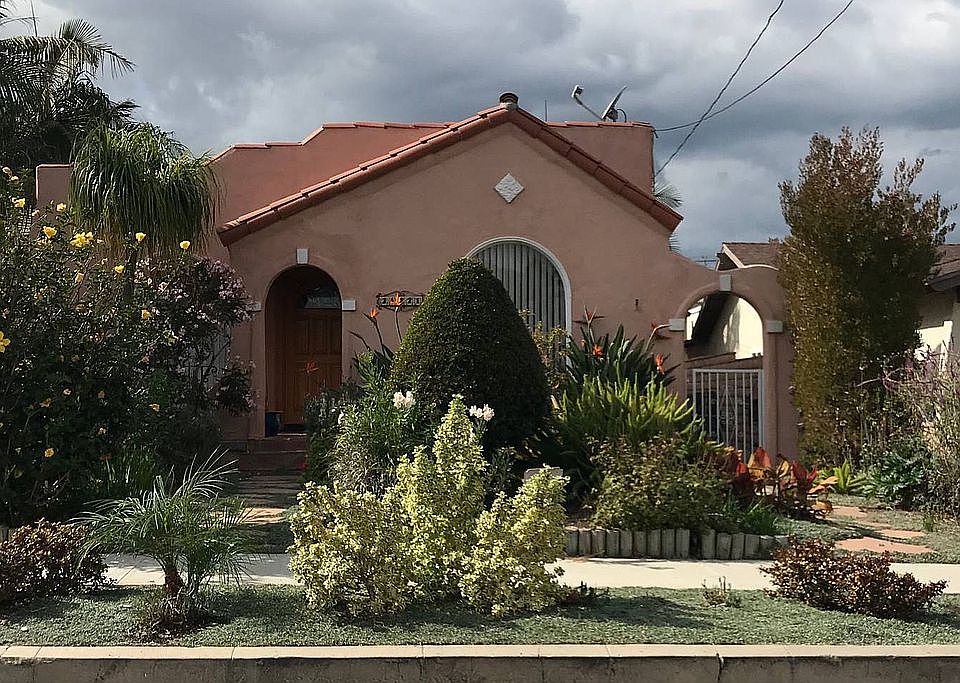 Rental property in front