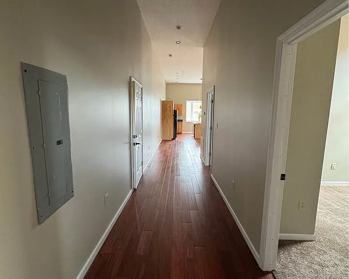 115 N Market St #2A — Photo 7
