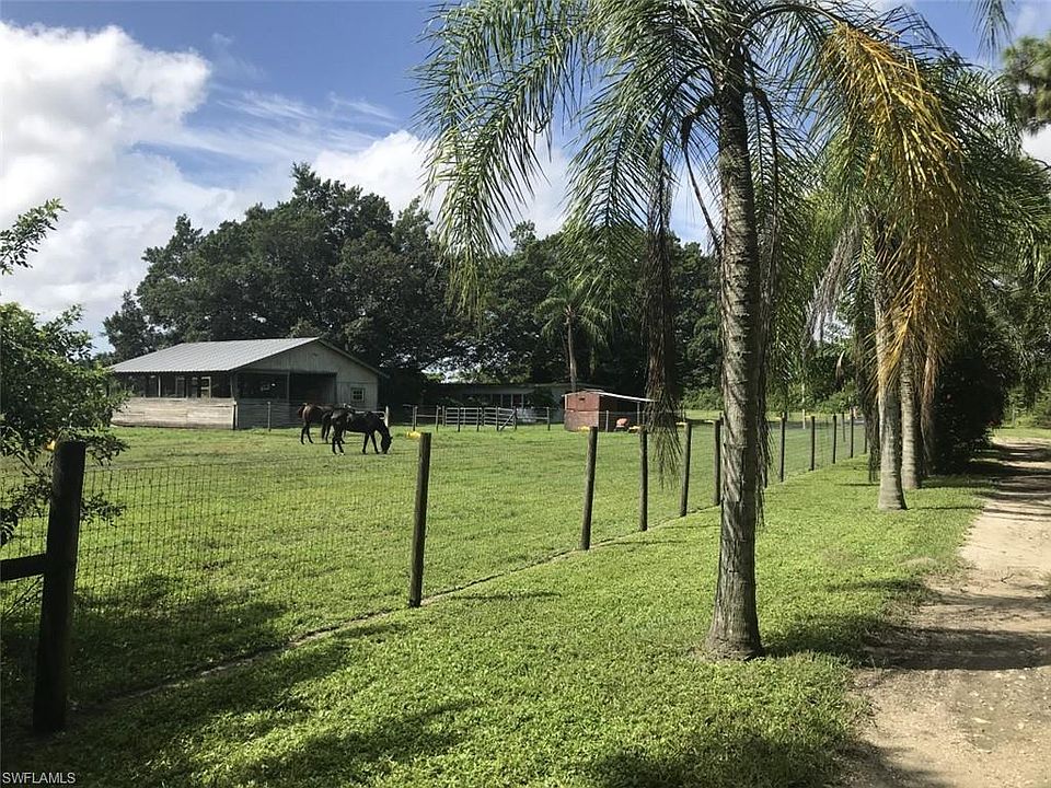 1st image of 1160 SW 20th Ave