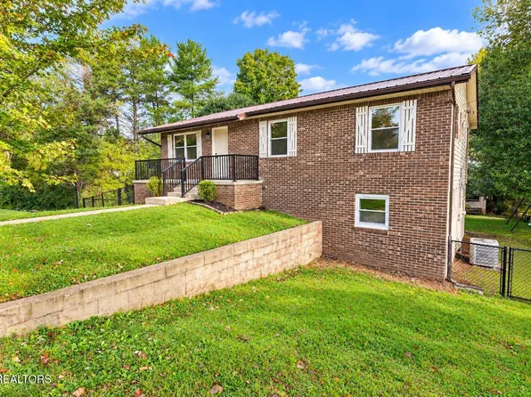 4403 Mace Ln, Knoxville, TN 37938