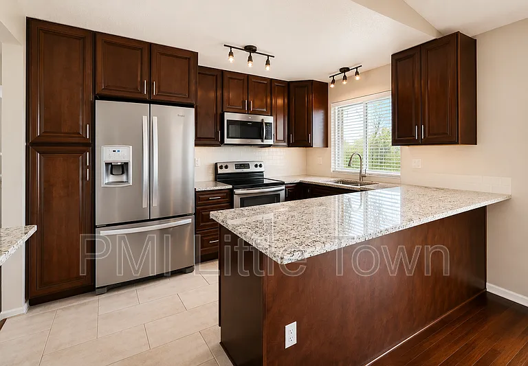 3145 S Gibraltar St — Photo 9