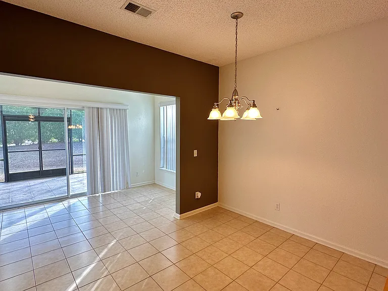 1 Pomegranate Ln — Photo 14