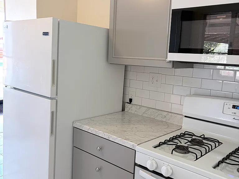 1626 N Sawtelle Ave — Photo 8