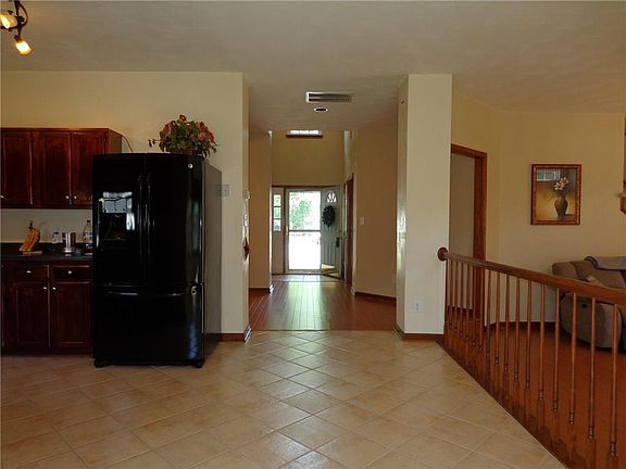 5th image of 926 Lee Shore Ct