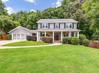 690 Hembree Rd, Roswell, GA 30076