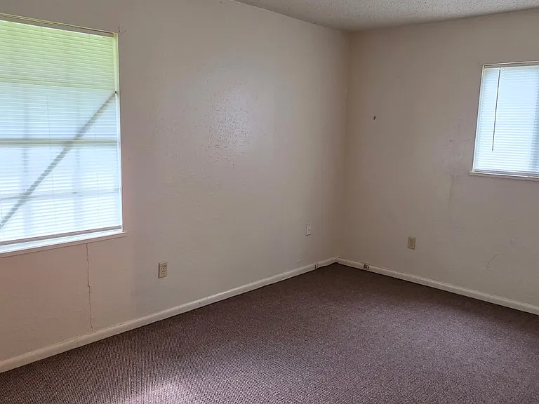 922A Kings Rd #A — Photo 6