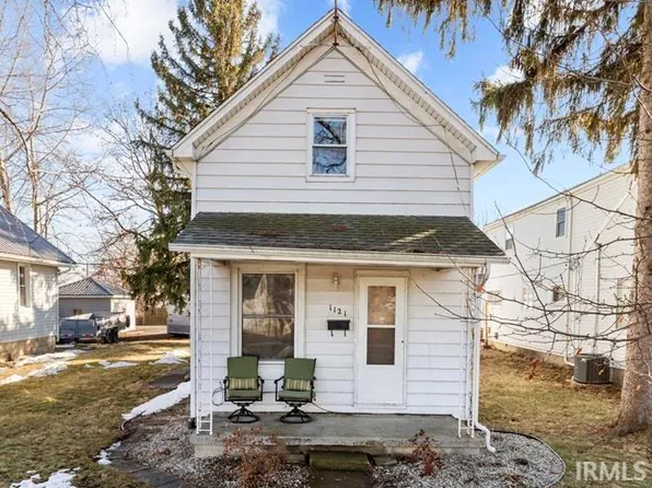 1121 Adams St, Decatur, IN 46733