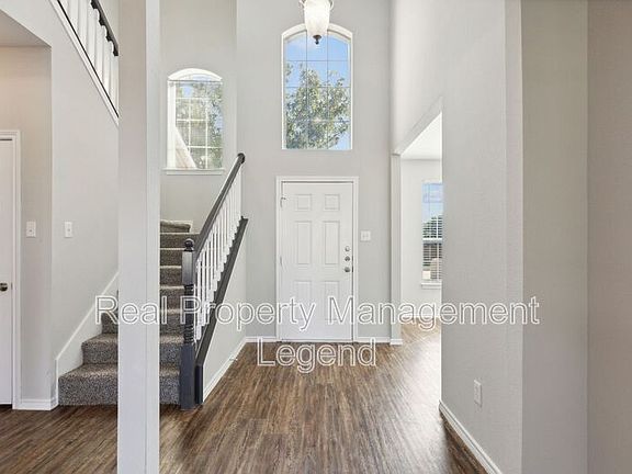 5th image of 5100 Brookside Dr