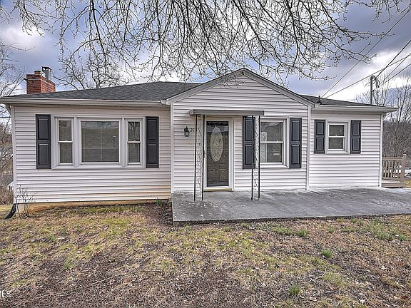 2nd image of 213 Hill Dr