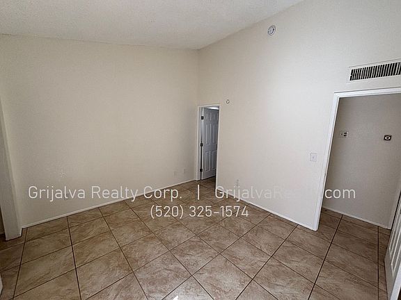 5th image of 2620 E Alturas St #2626