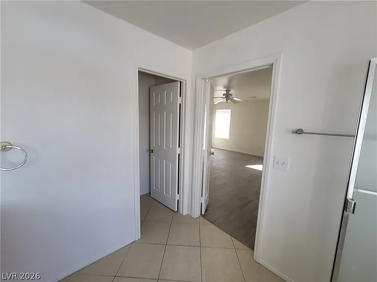 10799 Flame Vine Ct — Photo 33