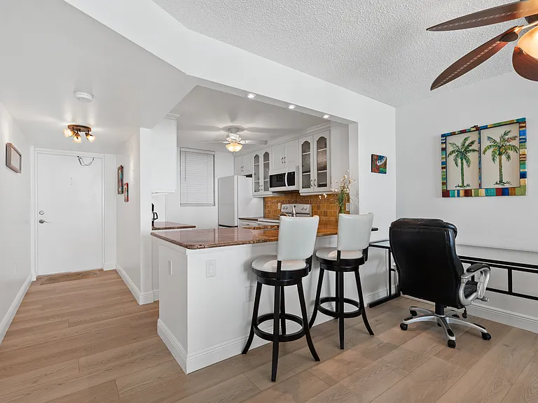 9940 S Ocean Dr #1207 — Photo 4