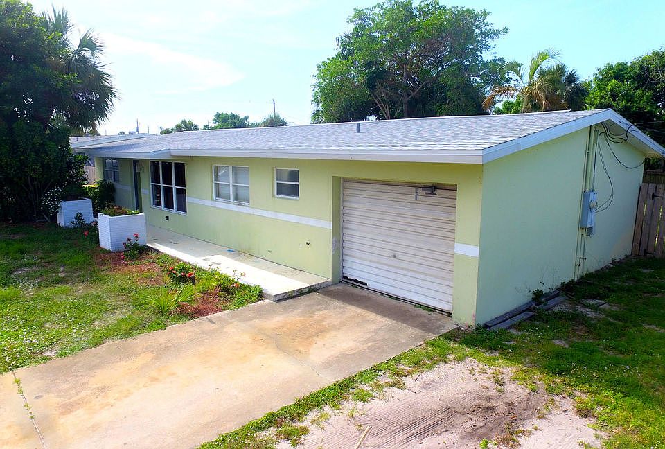 1st image of 210 Ponkapoag Way