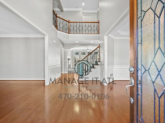 2nd image of 2530 Lakefield Trl