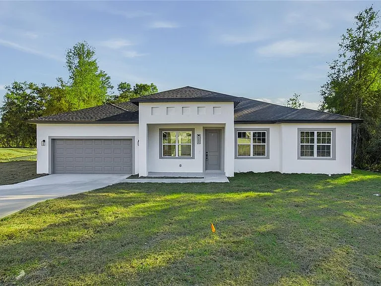 13690 SW 43rd Cir — Photo 1