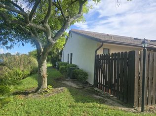 3801 Waterview Cir, Palm Springs, FL 33461