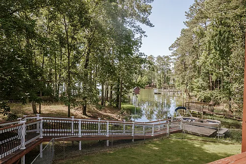 818 Silverpoint Rd Photo 1