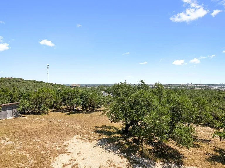 650 Springlake Dr — Photo 22