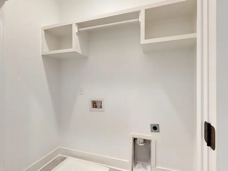 4806 Illinois Ave — Photo 4