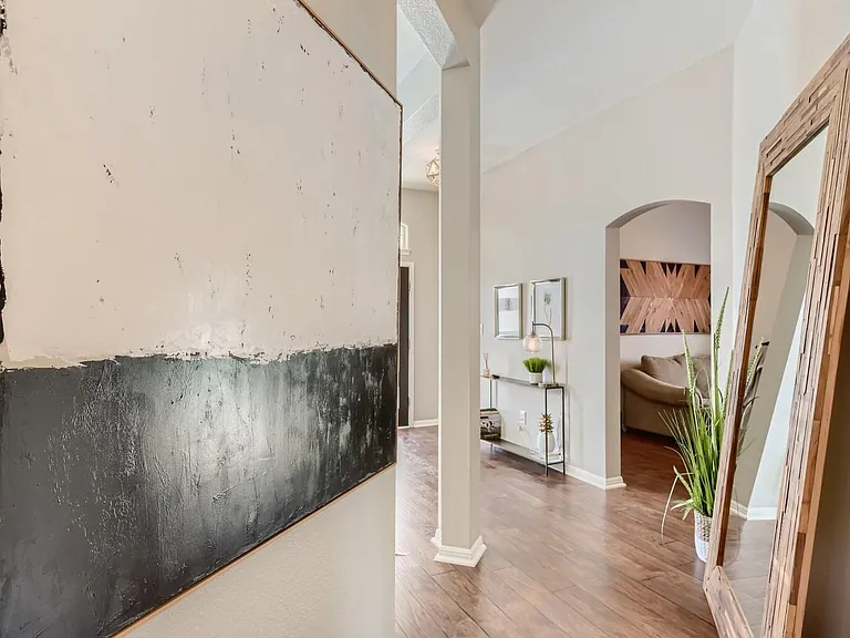 9013 Ovalla Dr — Photo 21