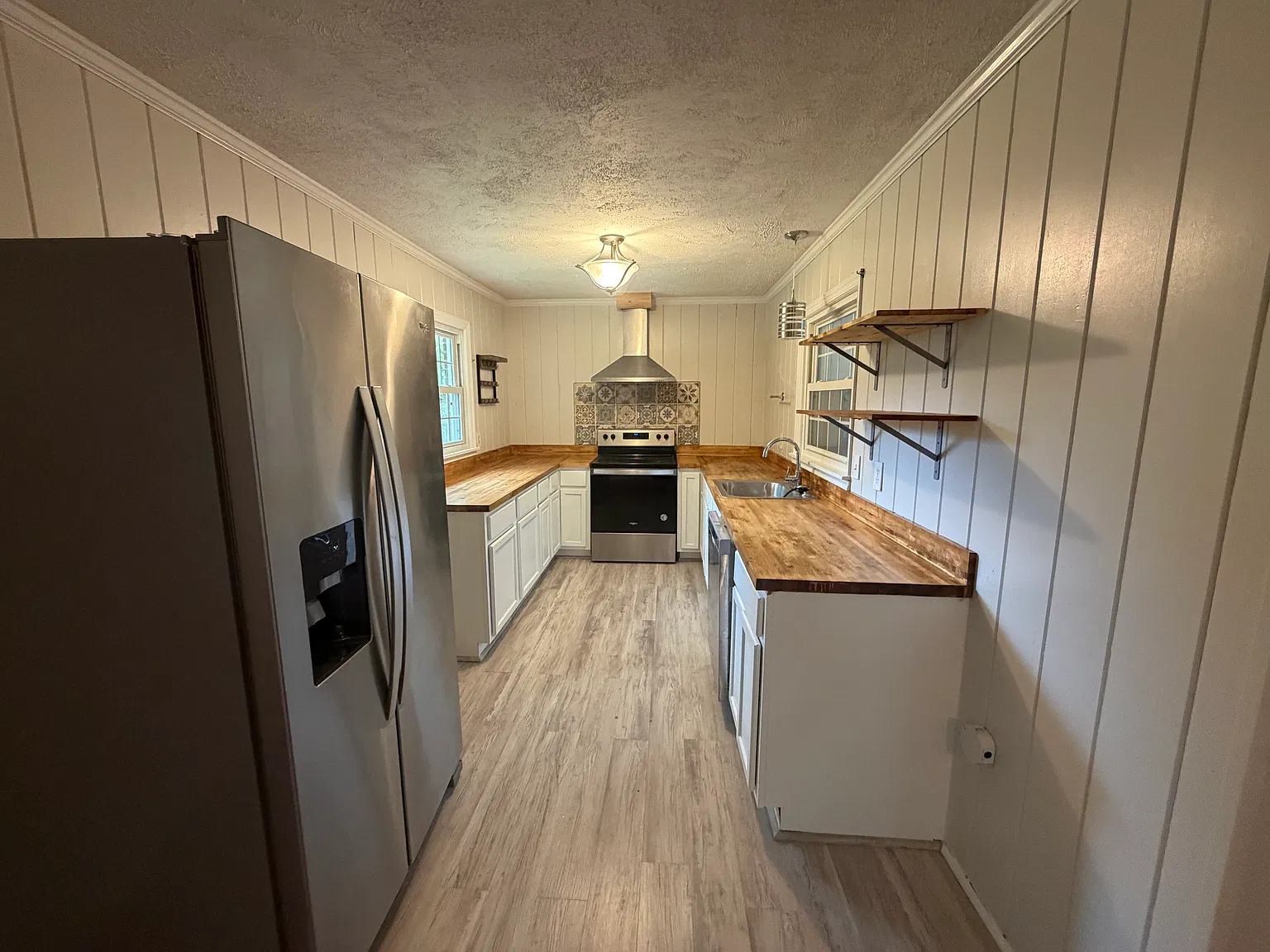 3 bed, 1665 sqft, $1,995 — Photo 2