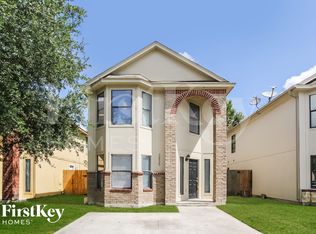 2935 La Estancia Ln, Houston, TX 77093