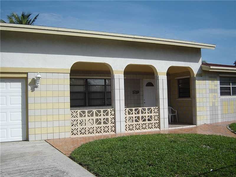 1st image of 1219 NW 16th Ct